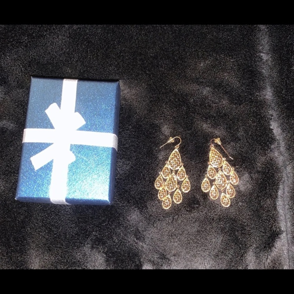 Real 10 Karat Rose Gold Dangling Earring